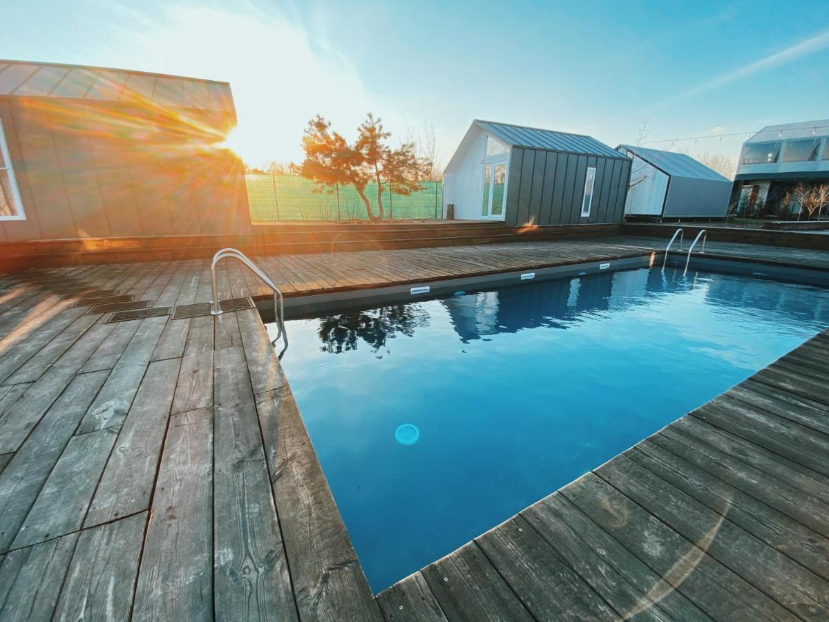 Долина Хюгге Hotel Chornomors'ke  Ngoại thất bức ảnh