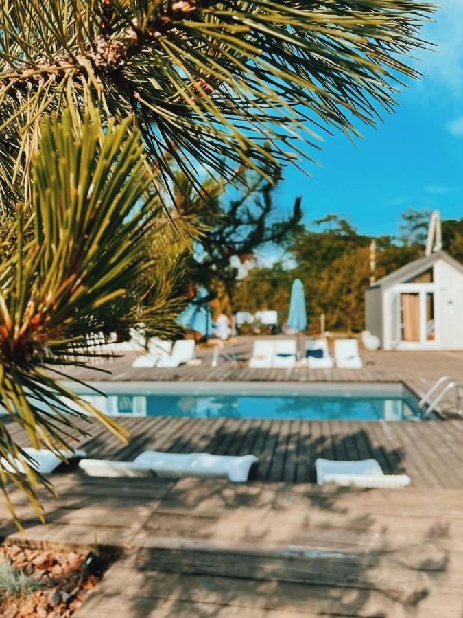Долина Хюгге Hotel Chornomors'ke  Ngoại thất bức ảnh